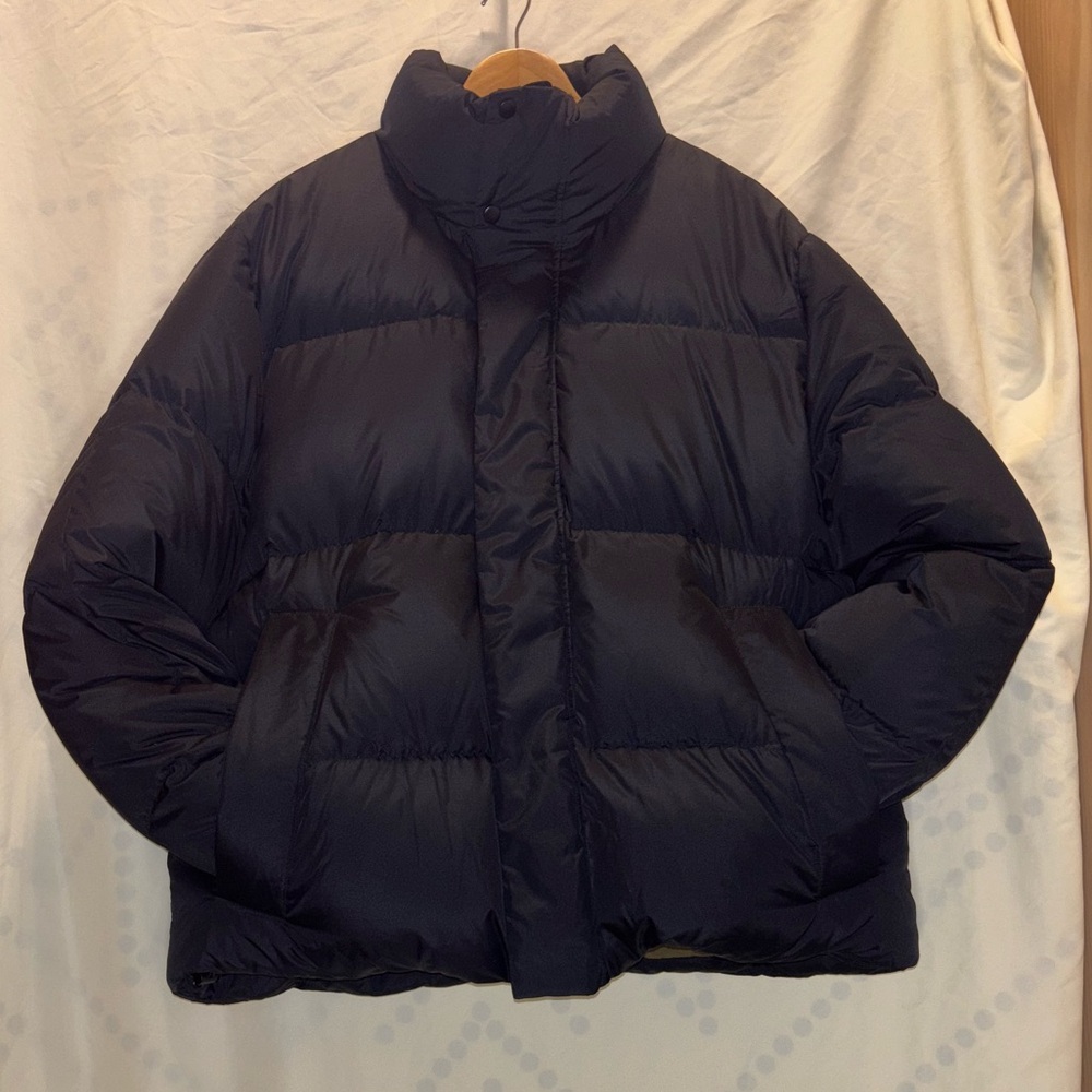 Banana Republic Men's Down Water-Repellent Black Puffer Jacket L